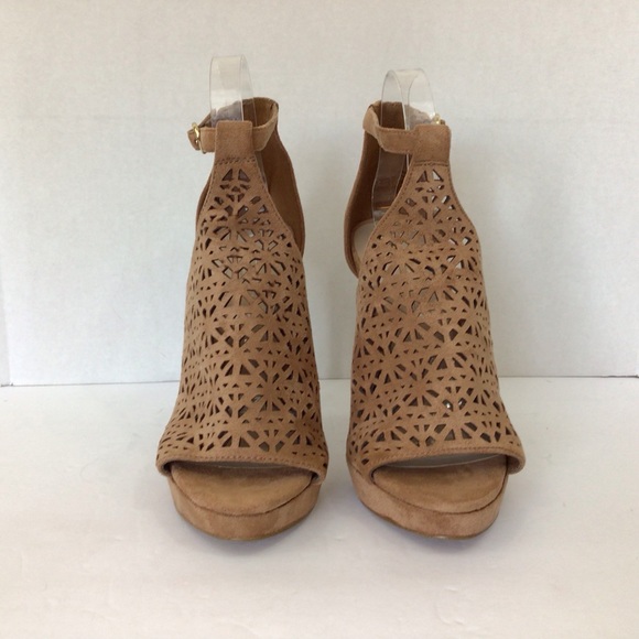Aldo Light Brown Suede Platform Stiletto Heels, 9 - Picture 3 of 9
